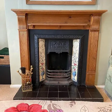 Fryers Cottage, Seamer, 3 Bed Sleeps 5 People 펜션