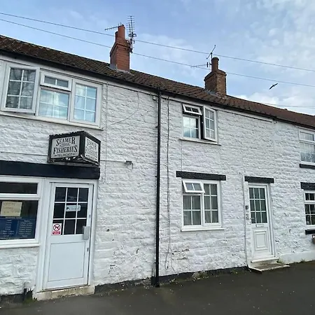 Holiday home Fryers Cottage, Seamer, 3 Bed Sleeps 5 People *